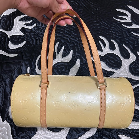 Louis Vuitton Bedford Monogram Vernis - Picture 3 of 12